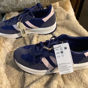 Adidas Women's Navy and Pink Sneakers